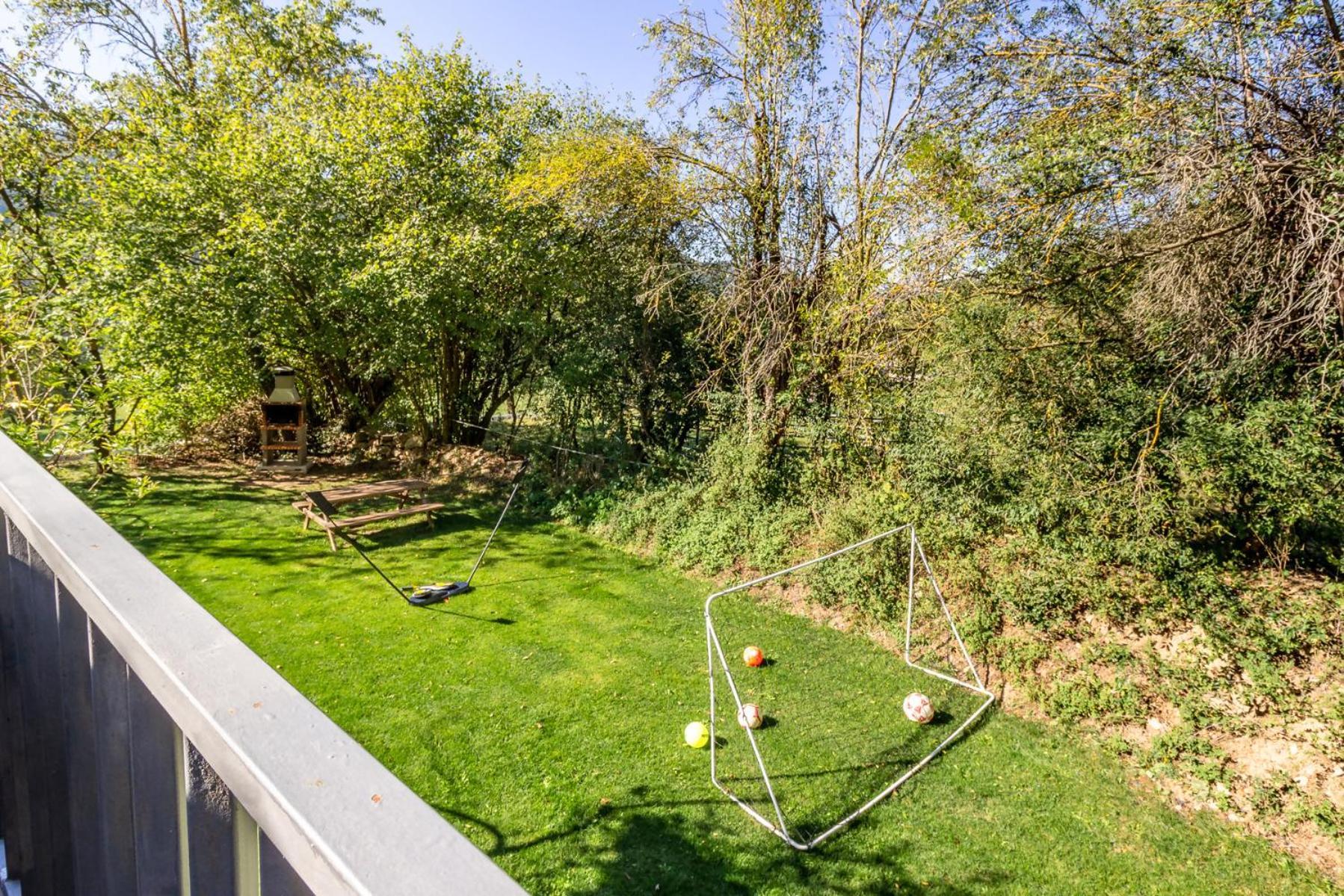 Vila M De Puigsec Mas Rural Al Ripolles Girona Exteriér fotografie